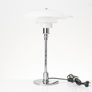 Poul Henningsen, bordslampa, "PH 3/2", Louis Poulsen, Danmark.