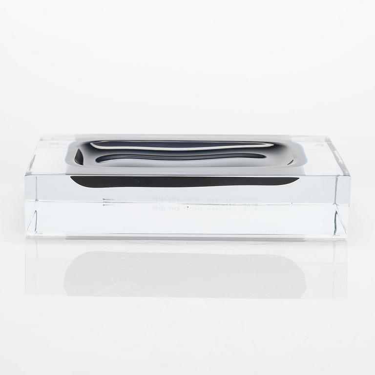 Harri Koskinen, glasskulptur, Pro Arte, "Alue", signerad Harri Koskinen, Iittala 2000 12/30.