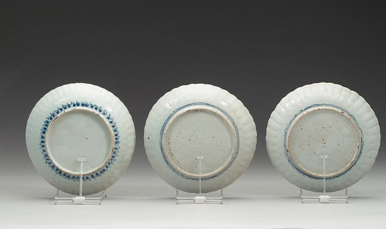 A set of seven blue and white kraak dishes, Ming dynasty, Wanli (1572-1620).