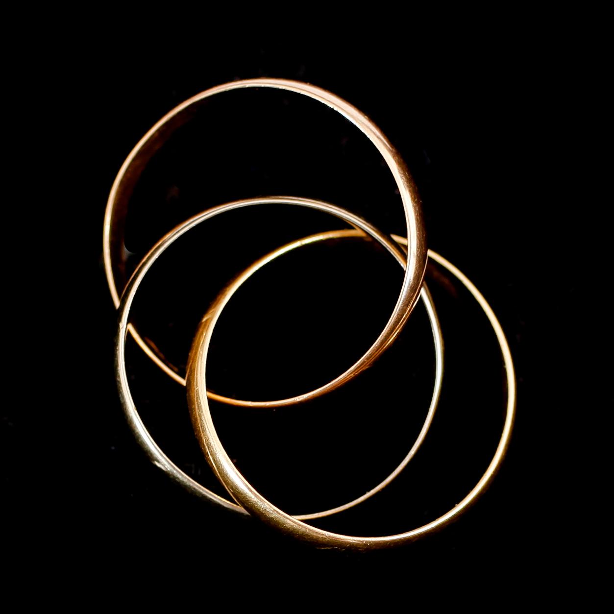 RING, trefärgat guld, Trinitymodell, sannolikt Cartier, total vikt ca 5 g.