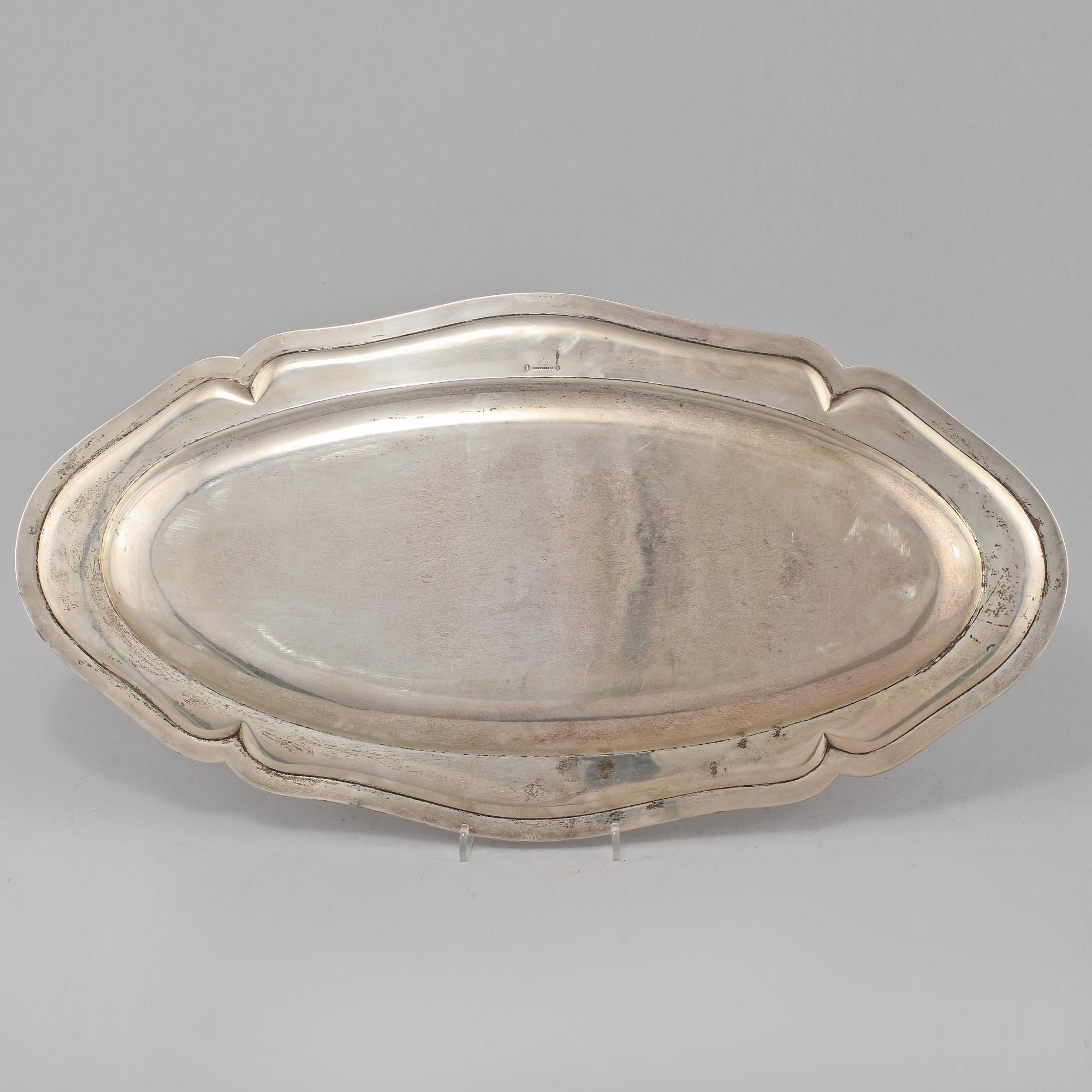 FAT, silver, August Thomsen, kontrollstämpel Christian F. Heise, Köpenhamn, Danmark, 1917. Vikt 1240 g.