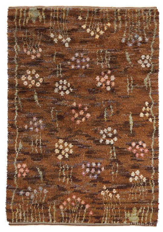 MATTA. Rya. 316,5 x 218,5 cm. Signerad 19HH53.