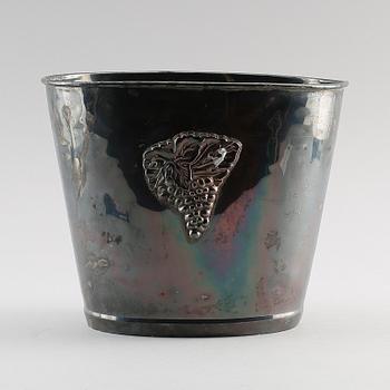 VINKYLARE, nysilver, 1900-talets första hälft.