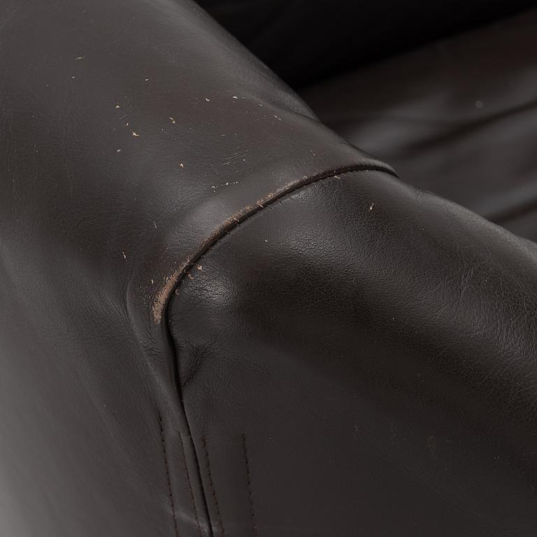 Mario Bellini, armchairs, a pair, model 684, "Tentazione", Cassina.