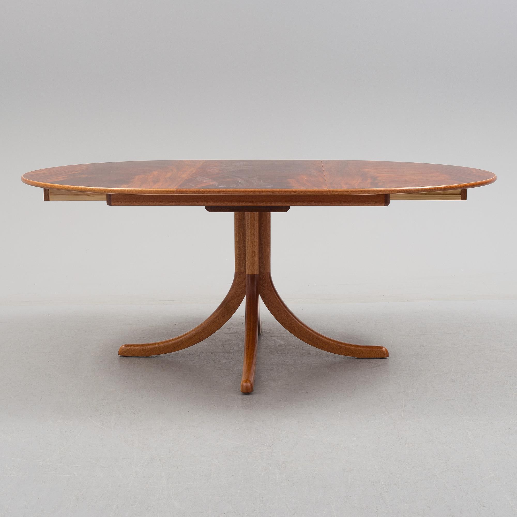 JOSEF FRANK, matbord, modell 771, Firma Svenskt Tenn, 1900/2000-tal.