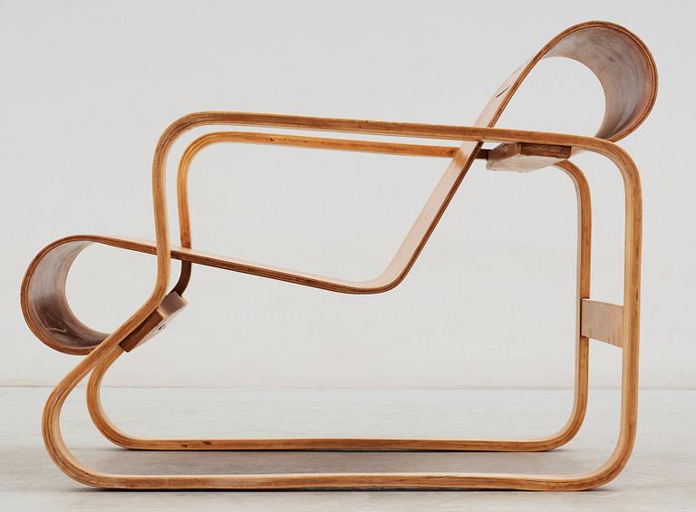 An Alvar Aalto laminated birch and plywood armchair, 'Paimio', model 41, retailed by Finmar Ltd, Finland circa 1932.