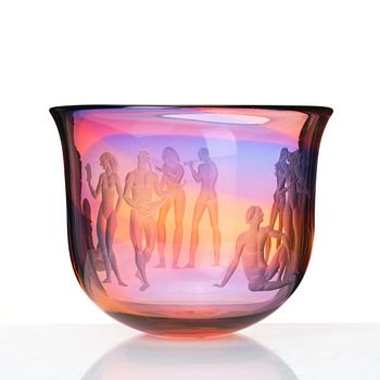 Olle Alberius, an engraved glass "Spring bowl", Orrefors, Sweden 1996.