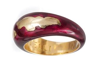 RING, gold and red enamel. Fidia Gioielli.