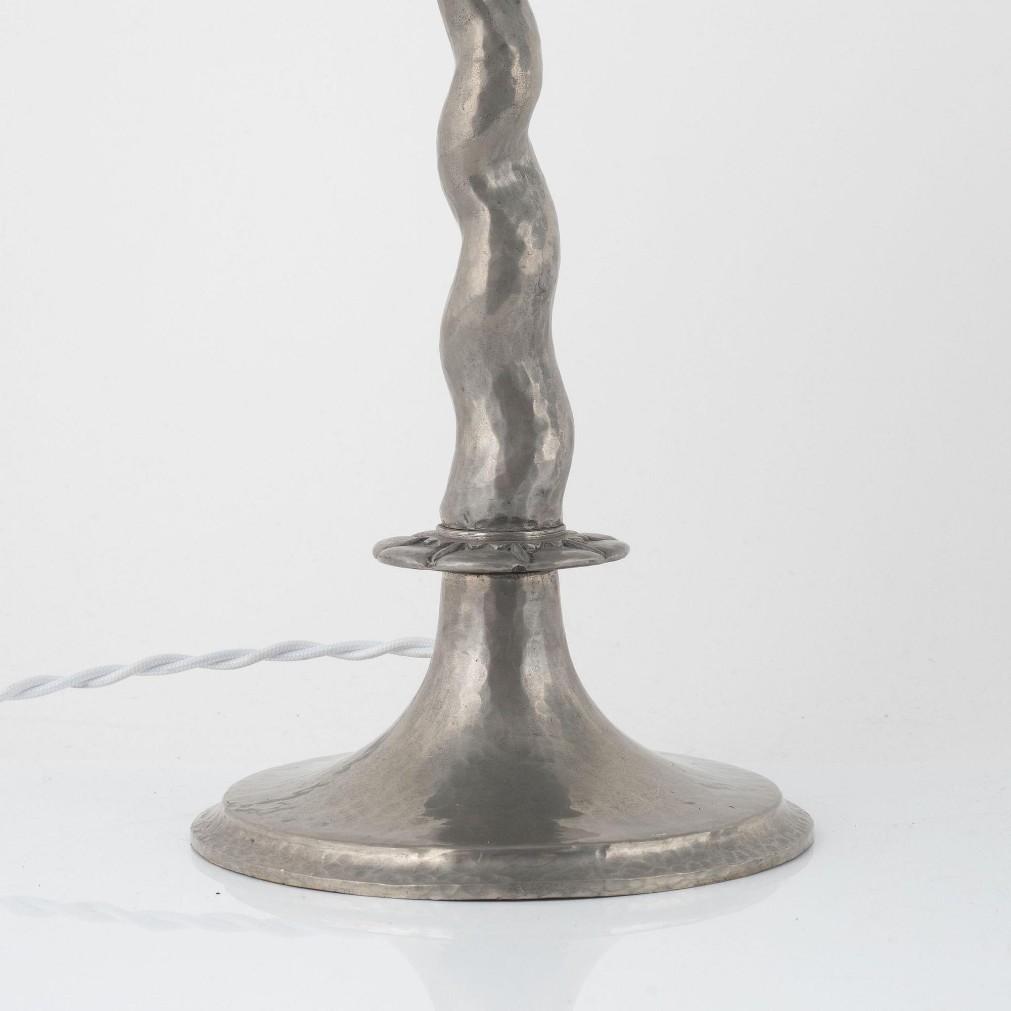 Harald Notini, bordslampor 1 par, modell "6891", Arvid Böhlmarks Lampfabrik, 1920-tal.