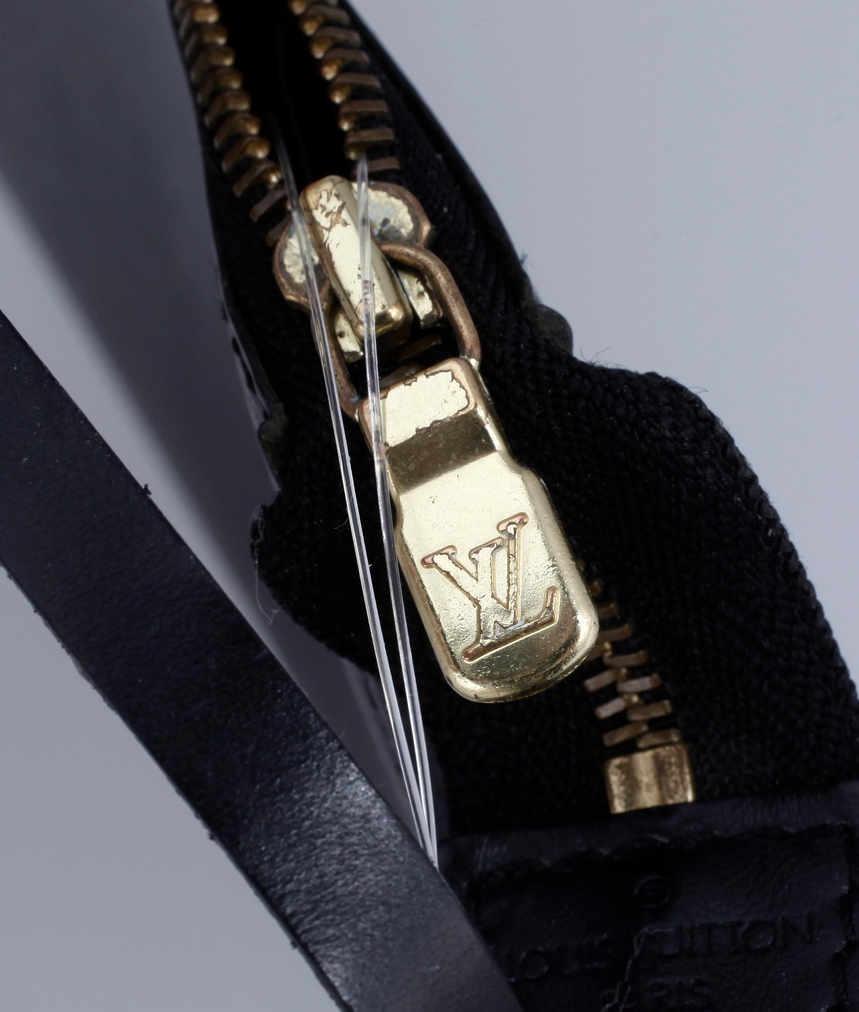 VÄSKA, "Pochette Accessoires", Louis Vuitton.