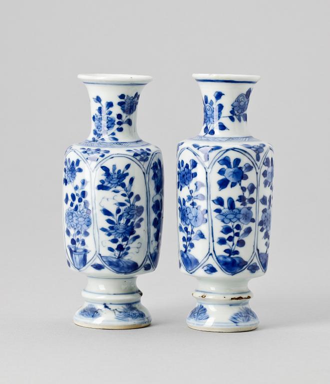 VASER, ett par, Kina, Kangxi (1622-1722).