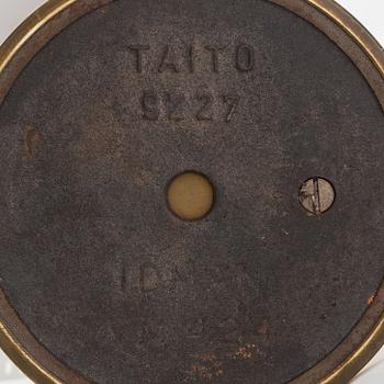 Paavo Tynell, a mid-20th-century  '9227' table lamp for Taito.