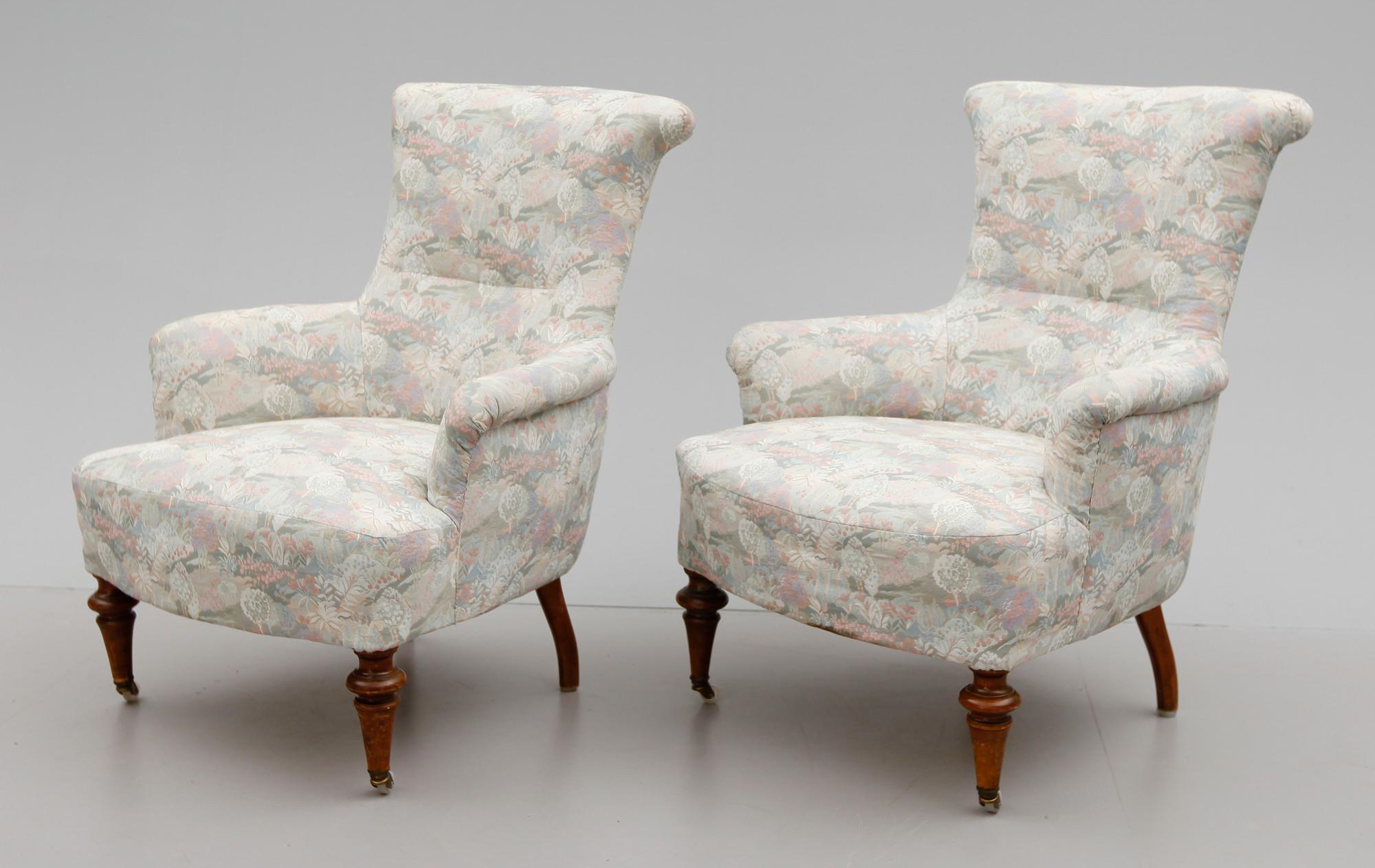 EMMAFÅTÖLJER, 1 par, 1900-talets första hälft.