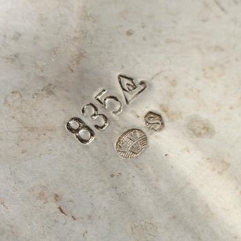 KAFFESERVIS, 3 delar, silver, importstämplar, 1900-talets första hälft. Vikt 1 574 g.