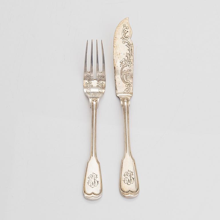 A 12-piece set of silver fish cutlery, Germany, around the turn of the 20th century.