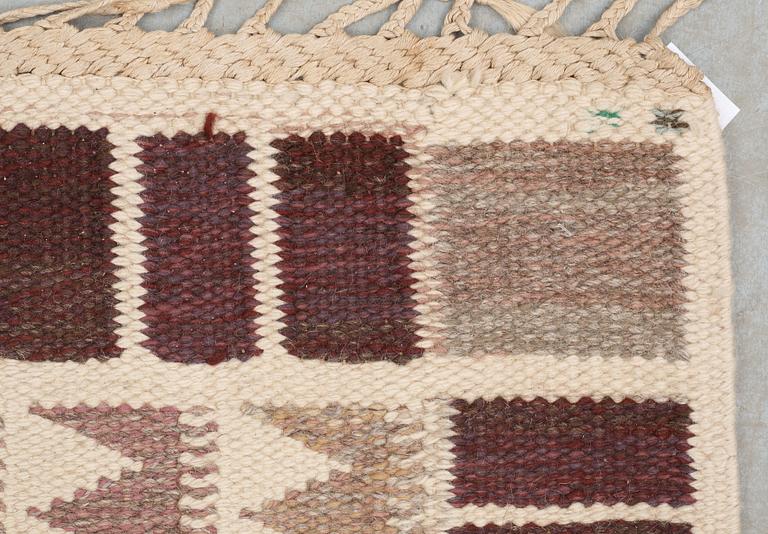 CARPET. "Salerno grå" ("Kristianstad"). Flat weave (rölakan). 262 x 194  cm.