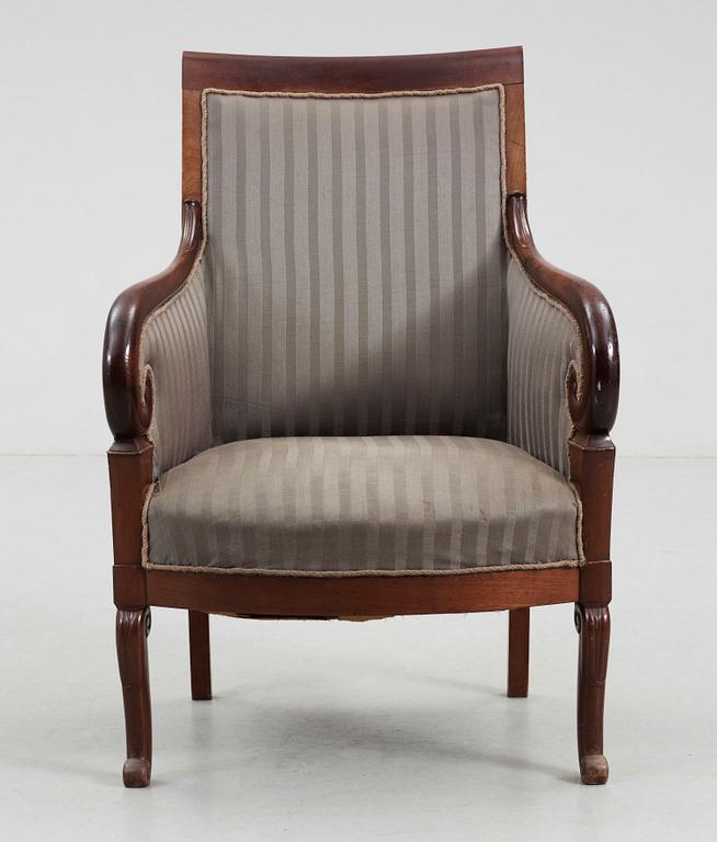 FÅTÖLJ, empire, 1800-talets första hälft.