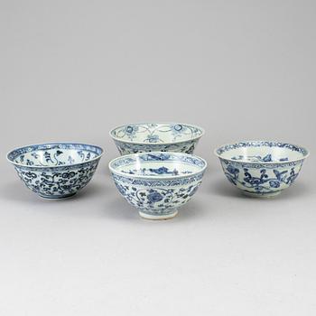 A group of five blue and white South East Asian ceramic bowls, 18th-20th Century.