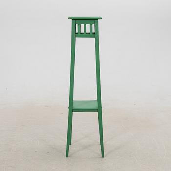 Pedestal, Jugend, early 20th century.