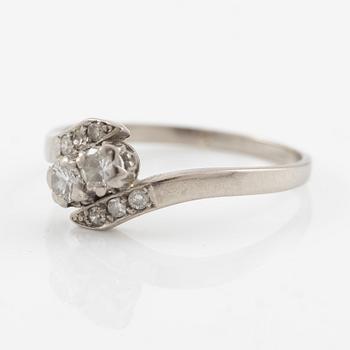 Ring, 18K white gold with small diamonds.