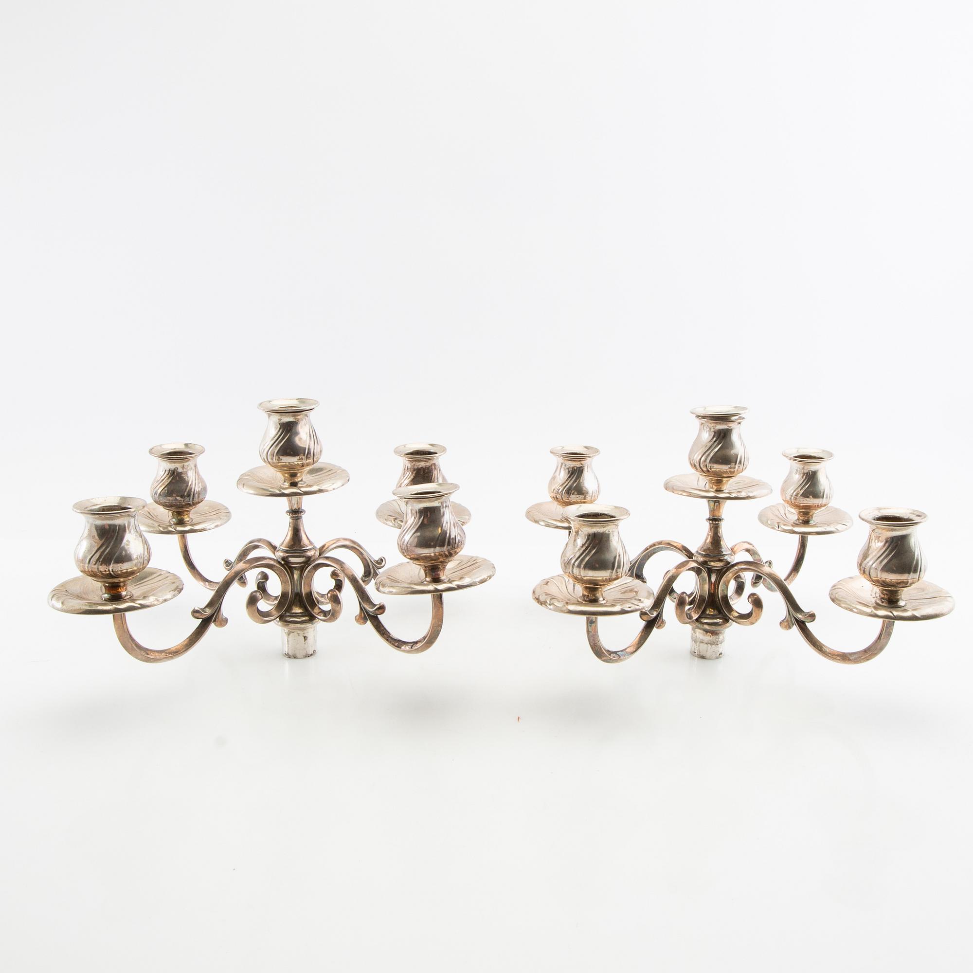 Kandelaberarmar et par silver troligen ab Hugo gryn & Co Stockholm 1900-talets början.