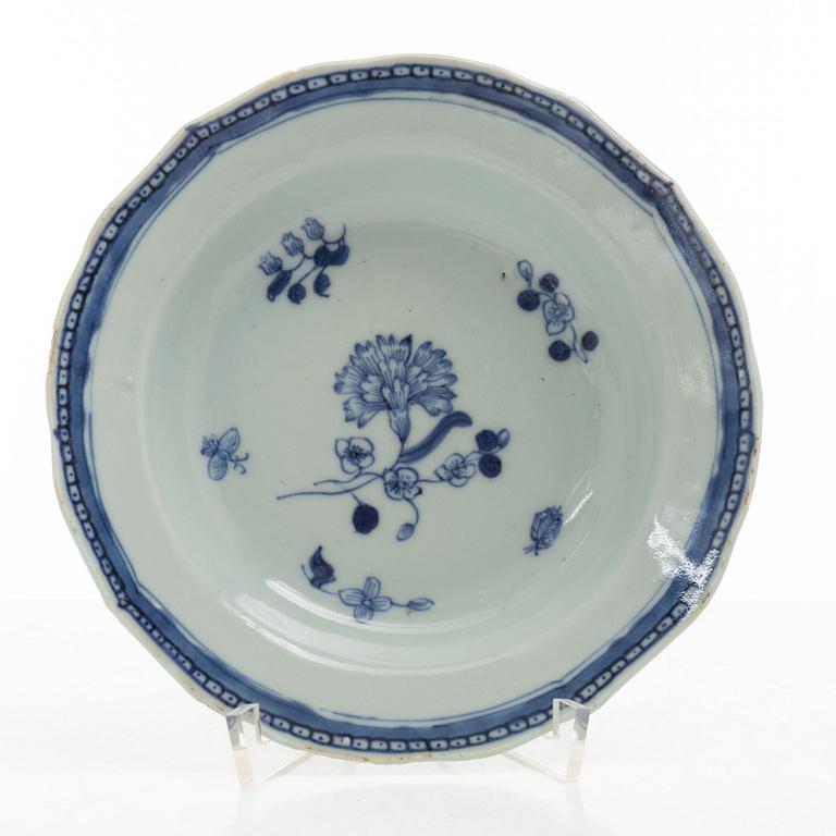 Servisdelar, 13 st, kompaniporslin, Kina, Qingdynastin, Qianlong (1736-95).