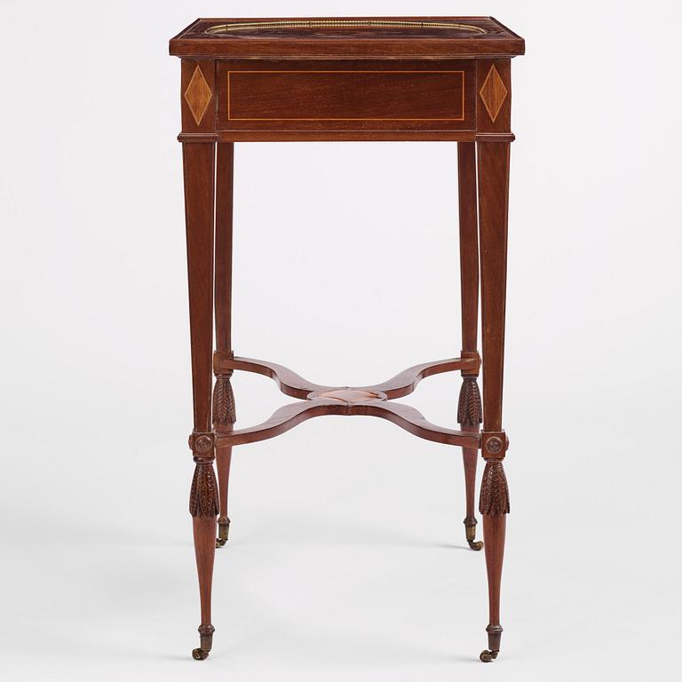 Bord, av Fredrik August Eckstein (mästare i Stockholm 1794-1814), Sengustavianskt.