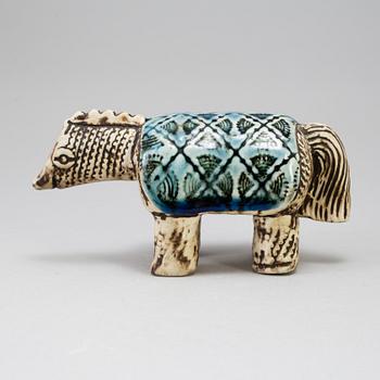 LISA LARSON,