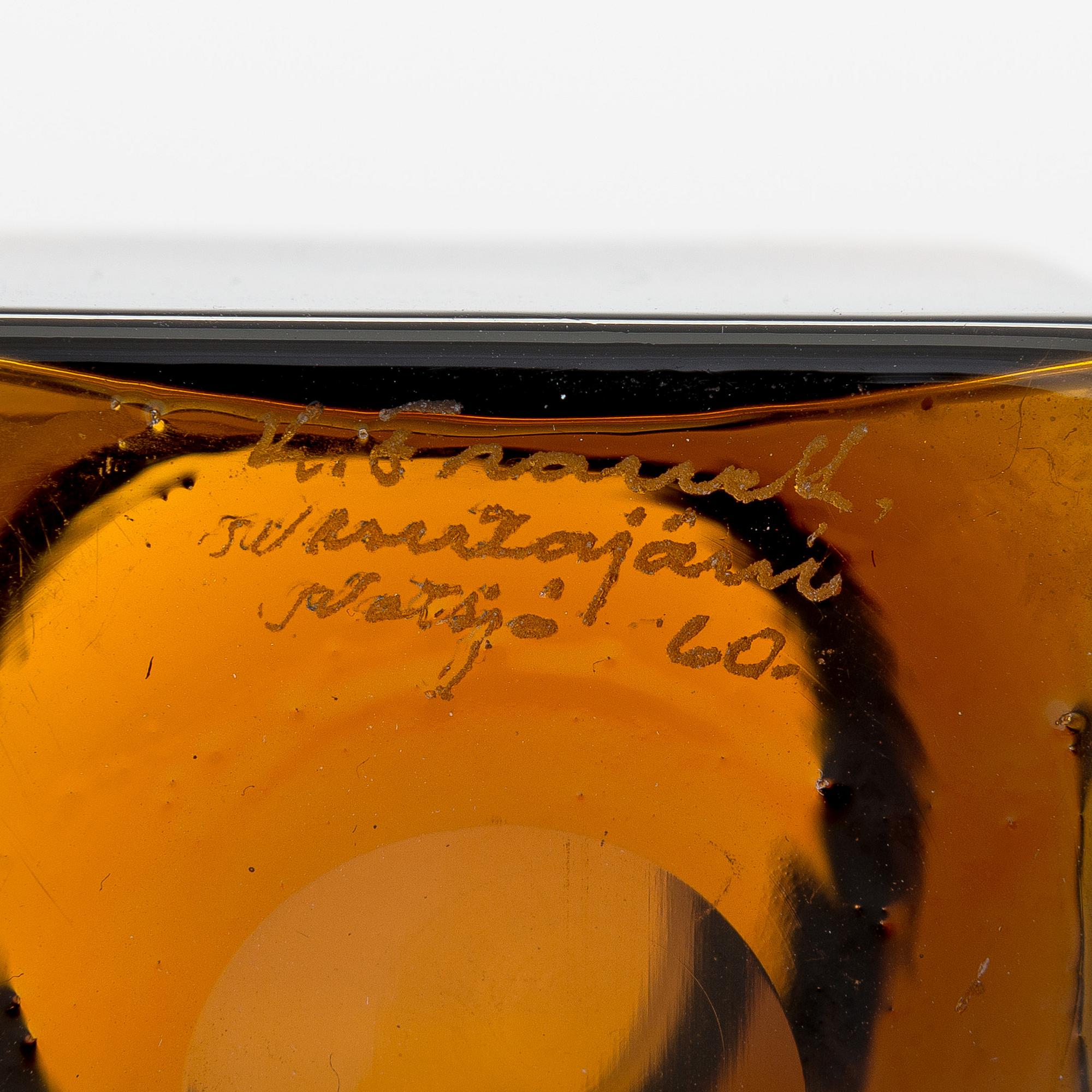 Kaj Franck, a 'KF254' bottle, signed  K. Franck Nuutajärvi Notsjö -60.