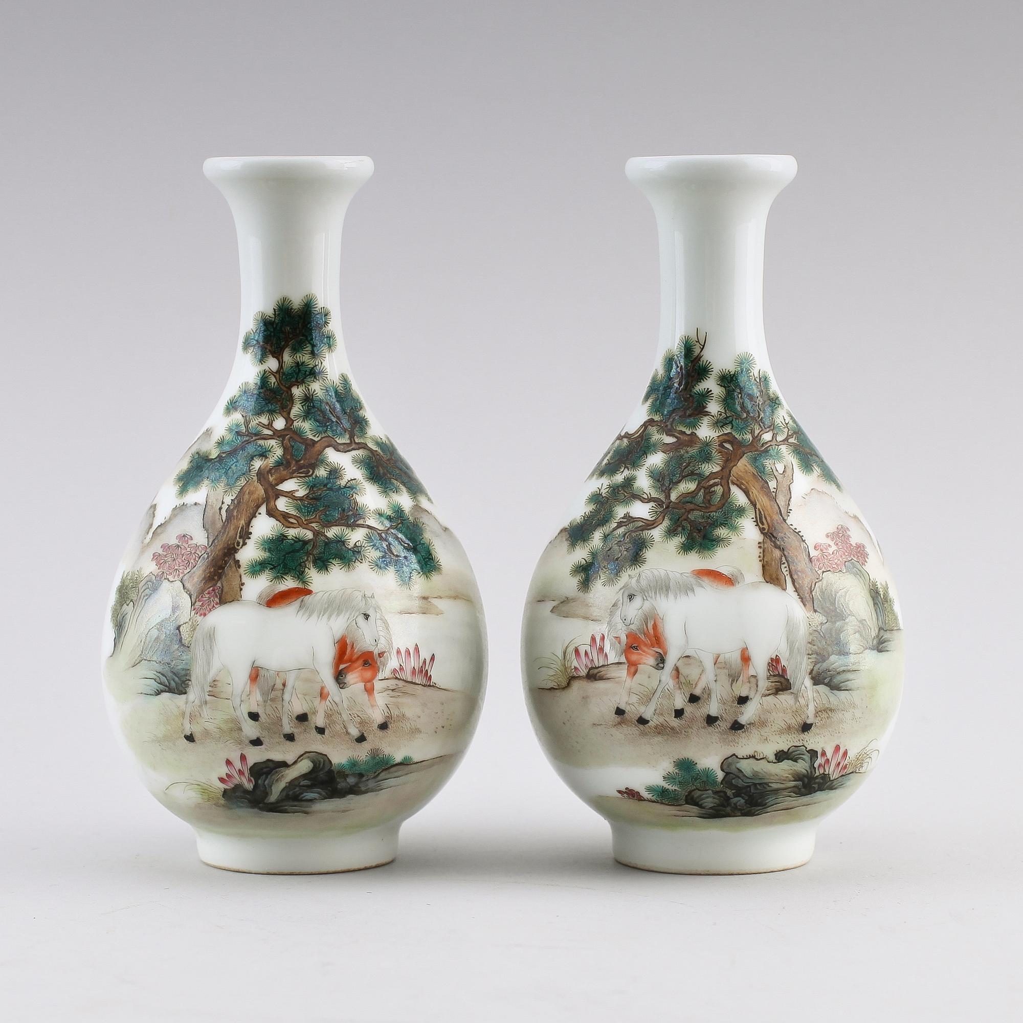 VASER, 1 par, porslin, Kina, 1900-tal.