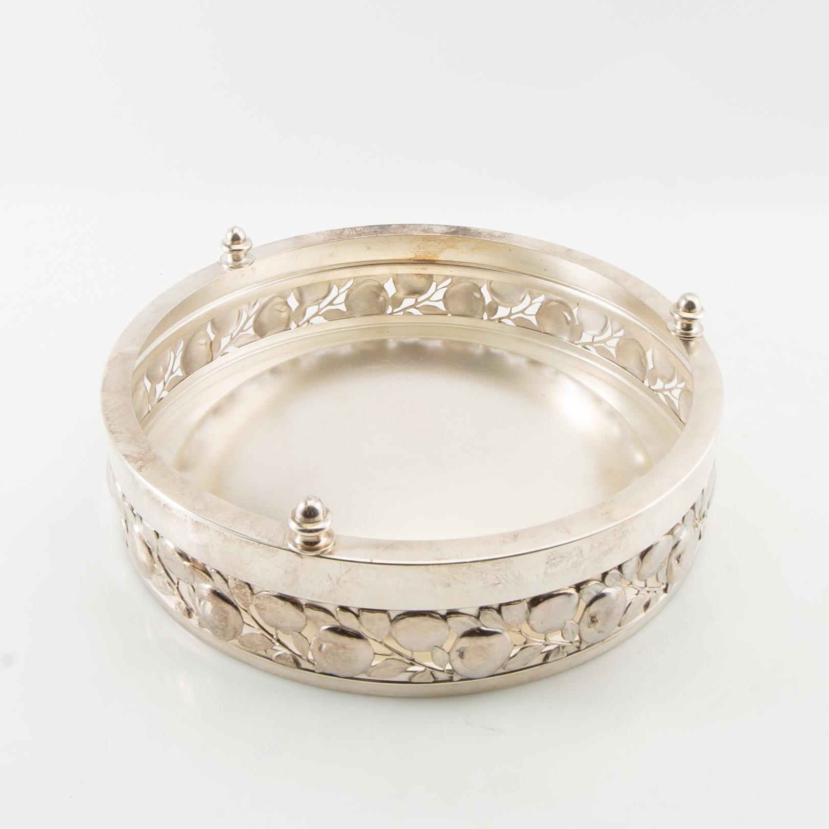 Bowl, silver plate, Kayser, Germany, first half of the 20th century.