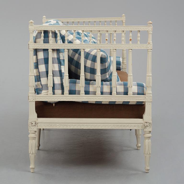 A late Gustavian sofa by Johan Erik Höglander (master 1777-1813), late 18th century.