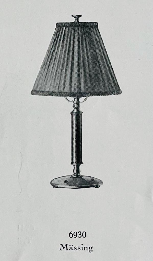 Harald Notini, a table lamp model "6930", Arvid Böhlmarks Lampfabrik, Stockholm, 1920s-30s.