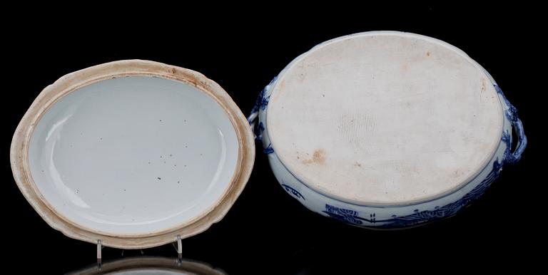 TERRIN SAMT LOCK, porslin, Qianlong, Kina, 1700-talets slut.