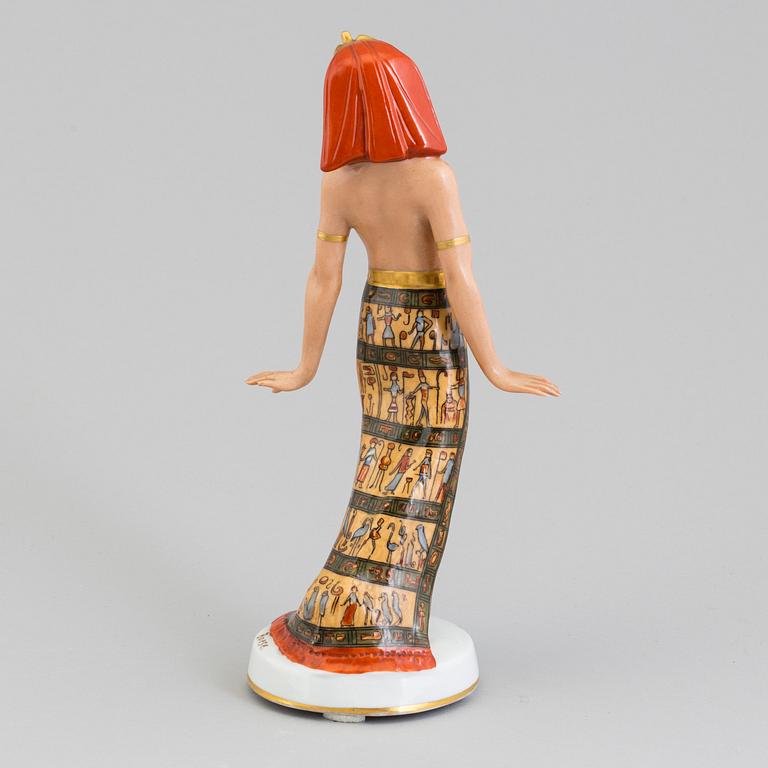 A porcelain figure of an Egyptian dancer, Germany, Fraureut, 1918.