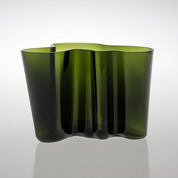 ALVAR AALTO, SAVOY GLASS VASE, signed Alvar Aalto.