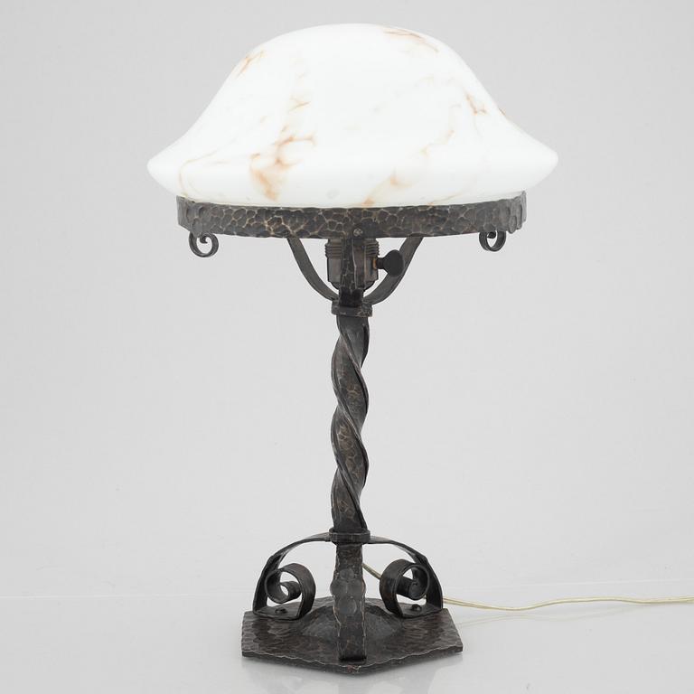 Arvid Böhlmarks Lampfabrik, bordslampa, modell "6597", jugend, 1900-talets början.