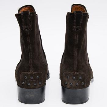 SKOR, Tod's.