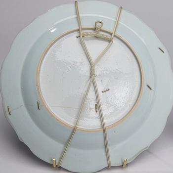 TALLRIKAR, 13 ST, porslin, Kina, Qianlong 1736-1795.