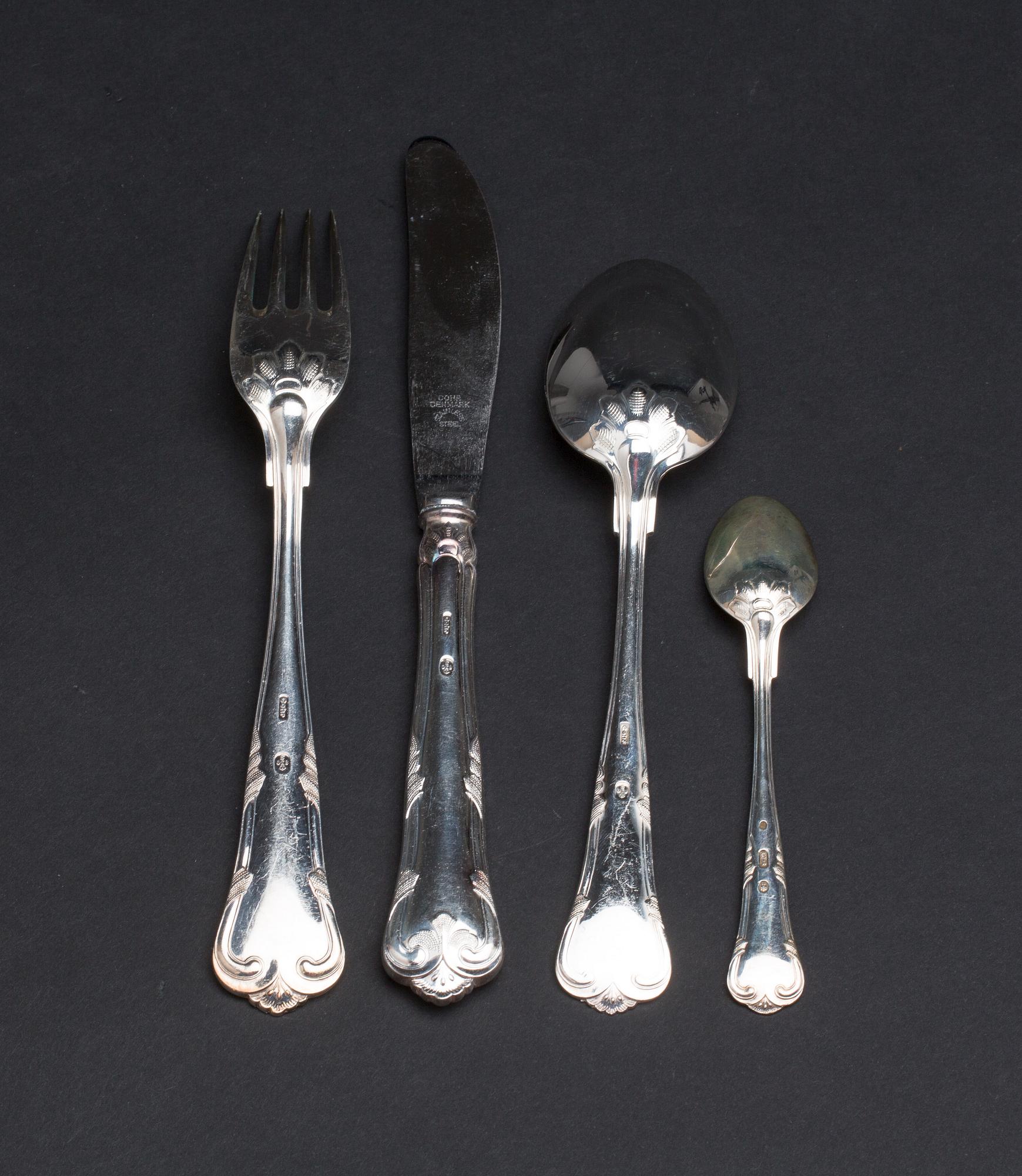 BESTICKUPPSÄTTNING, 6+6+6+6, silver. Köpenhamn. Ca 1050g.