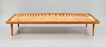 DAGBÄDD, design Sigvard Bernadotte och Acton Björn för Dunlopillo, Stockamöllans AB. 1900-talets andra hälft.