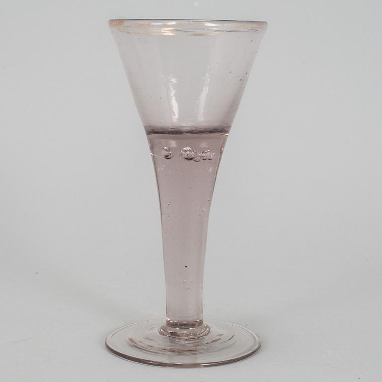 A late 18th/early 19th century glass.