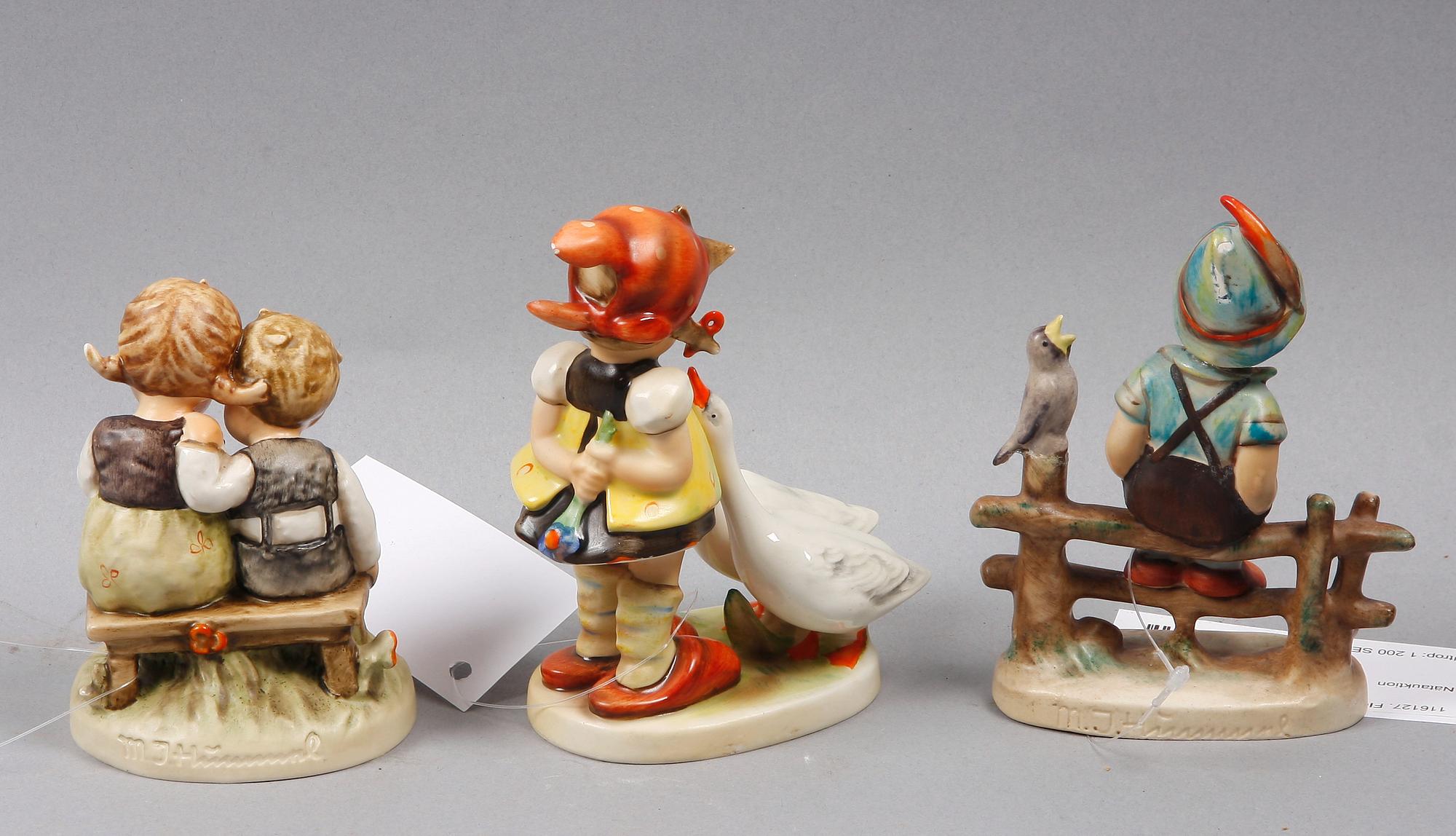 FIGURINER 3 st, keramik, Hummel.