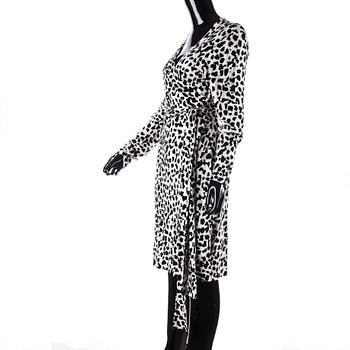 KLÄNNING, Diane von Furstenberg.