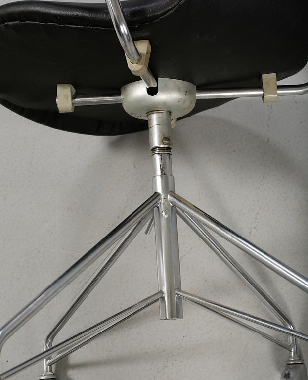 KONTORSSTOL, "Sjuan", Arne Jacobsen, Fritz Hansen, Danmark 1963, märkt 0963.