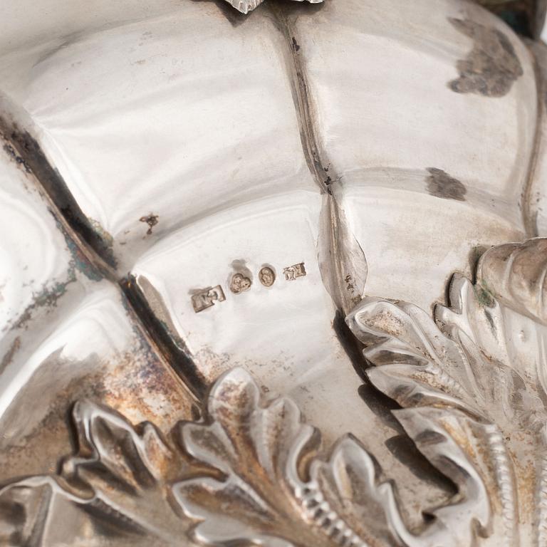 A Swedish silver sugarbowl, mark of Gustaf Möllenborg, Stockholm 1840.