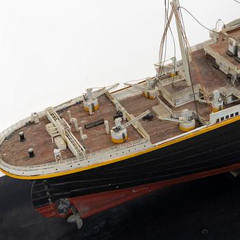 Ship model, "Titanic", 20th century.