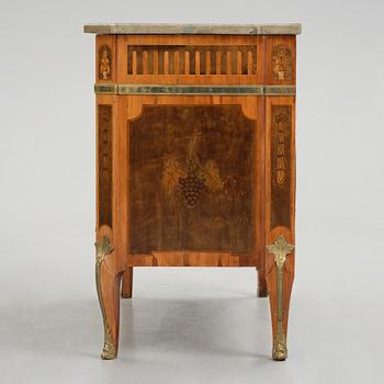 A Gustavian marquetry commode attributed to J. Hultsten (master in Stockholm 1773-94).