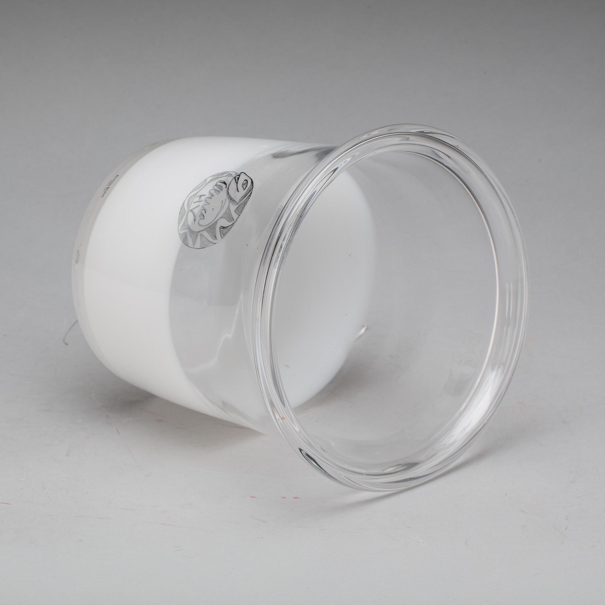 VAS, glas. Ulrica Hydman-Vallien, signerad, Kosta Boda.