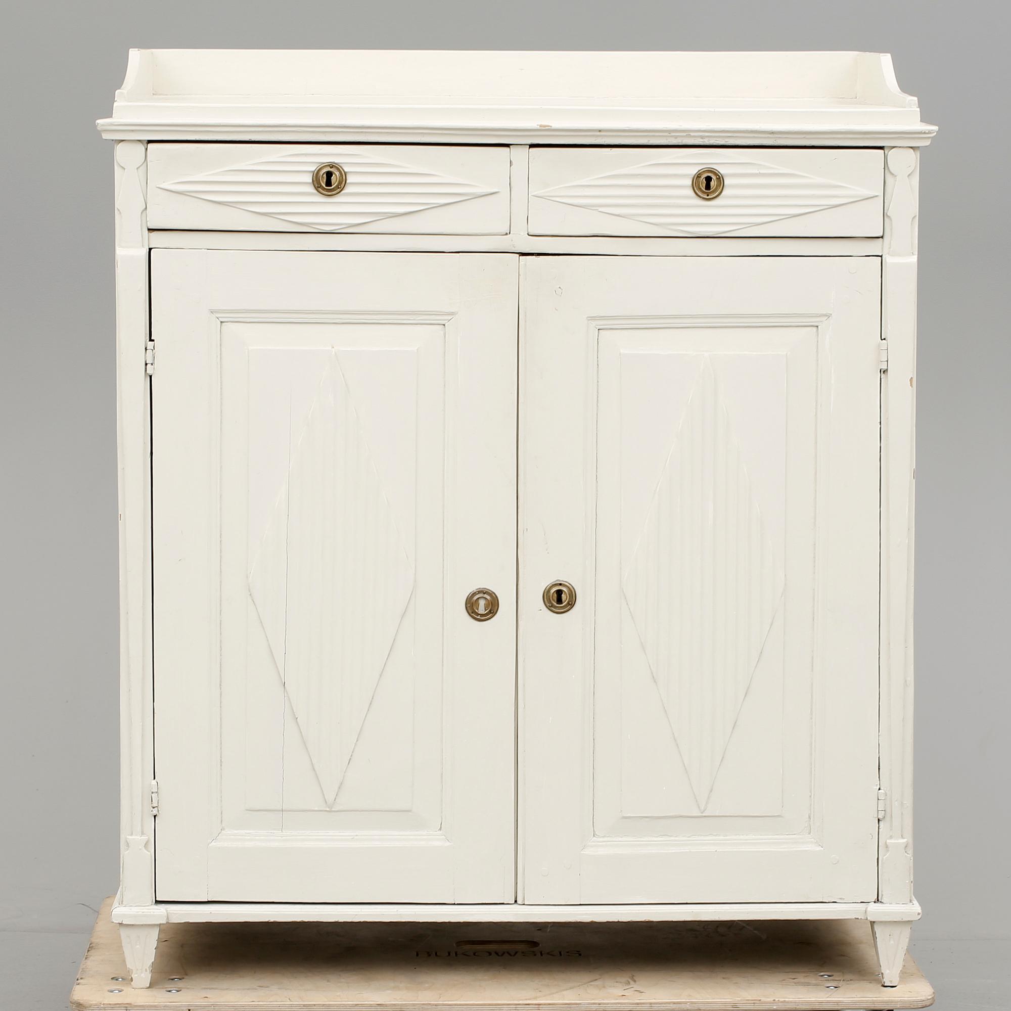 SKÄNK, gustaviansk stil, 1800-tal.